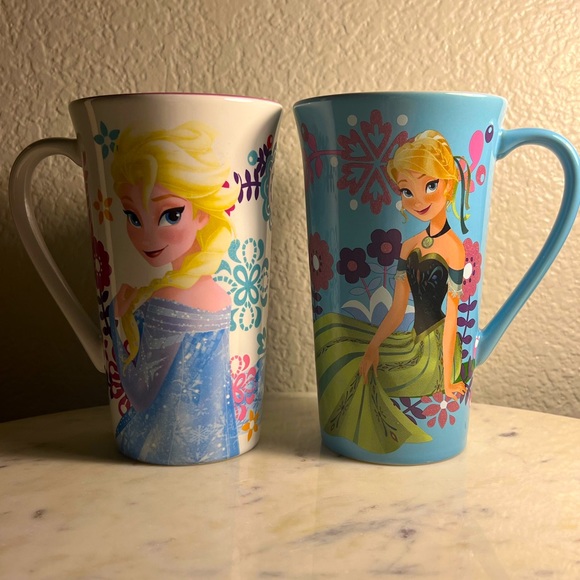 Disney Store Frozen Elsa and Anna Mug Set - Picture 1 of 4